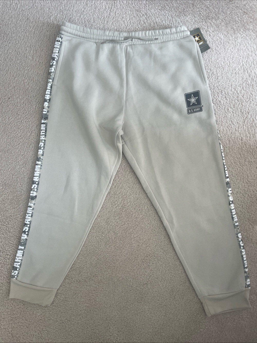 US Army Mens Jogger Sweatpants Green Camo Side Stripe Fleece Lined NWT 2XL